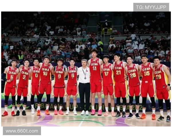 中国男篮日本战名单揭晓双核领衔 中国男篮日本战名单揭晓双核领衔